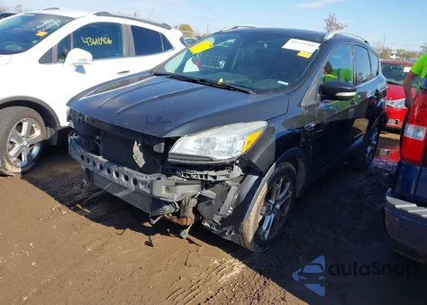 2015 Ford Escape Titanium из США, поврежденный, VIN 1FMCU0J97FUC07836